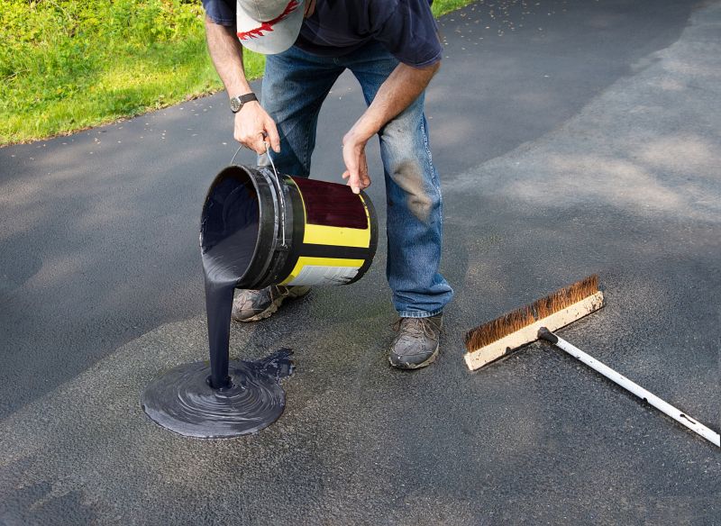 Commercial Asphalt Sealing