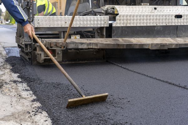 Tarmac Laying Service